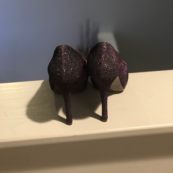 Purple Sparkly Guess Heels - Picture 3 of 4